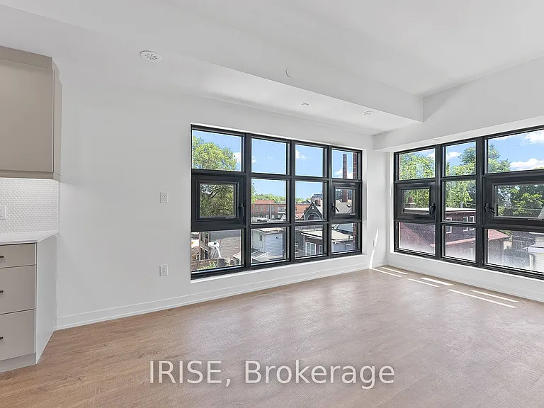 485 Logan Ave S #310 — Photo 18