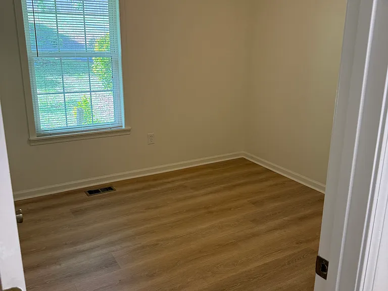 4 Dawson Pl — Photo 10