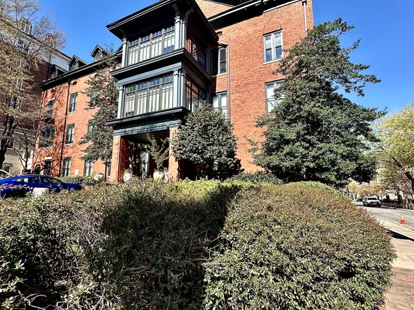 229 N Poplar St, Charlotte, NC