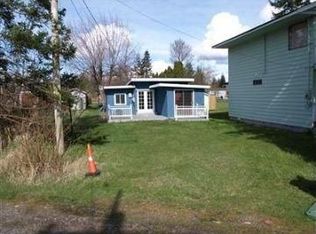 5136 Hazel Ln, Blaine, WA 98230