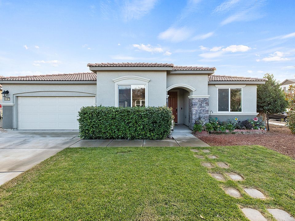 1st image of 3139 E Harter Avenue