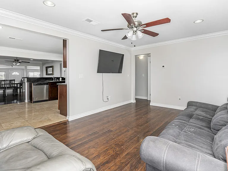 6316 Skyline Dr — Photo 13