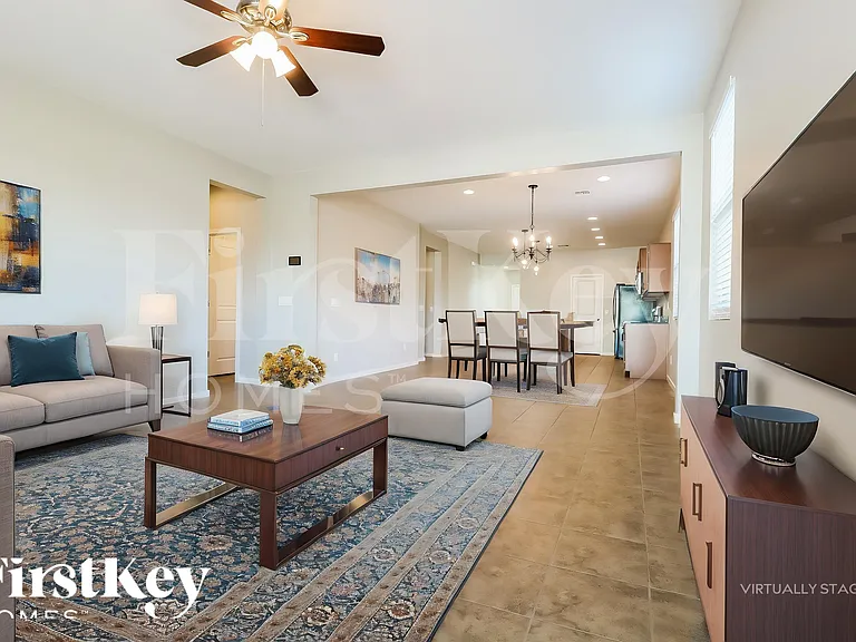23654 W Whyman Ave — Photo 5