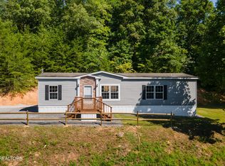 2061 Upper Middle Creek Rd, Sevierville, TN 37876