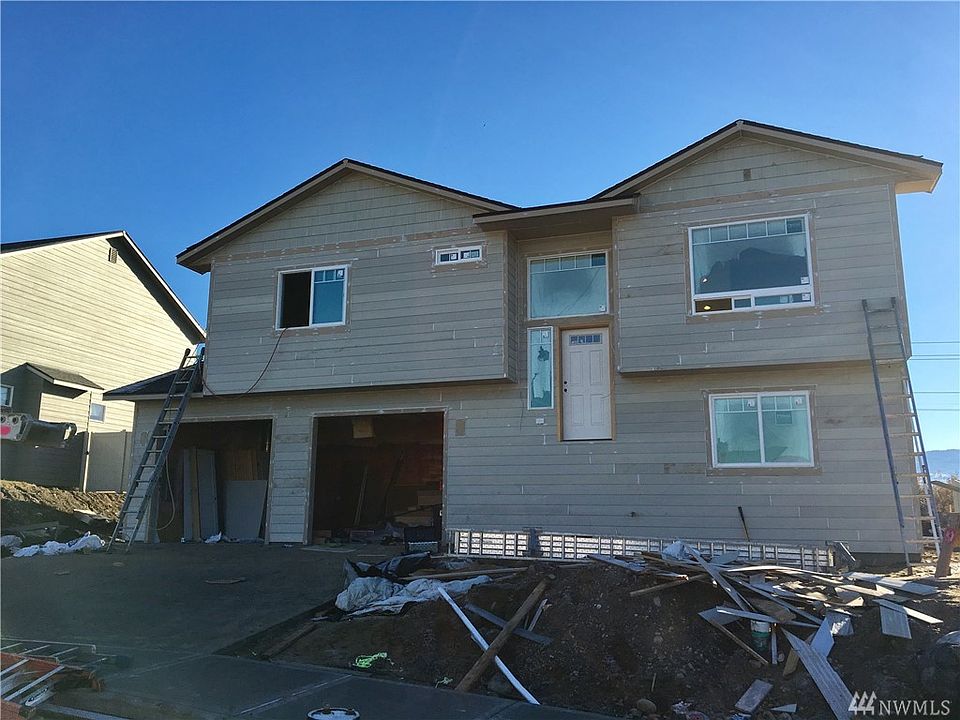 1st image of 2212 Treat St SE