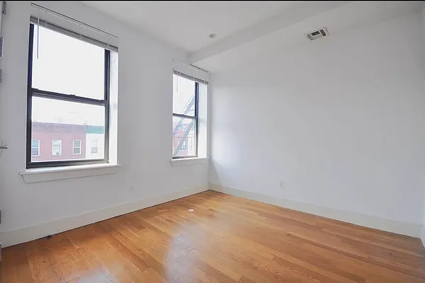 Rented by MADEHOME | media 31