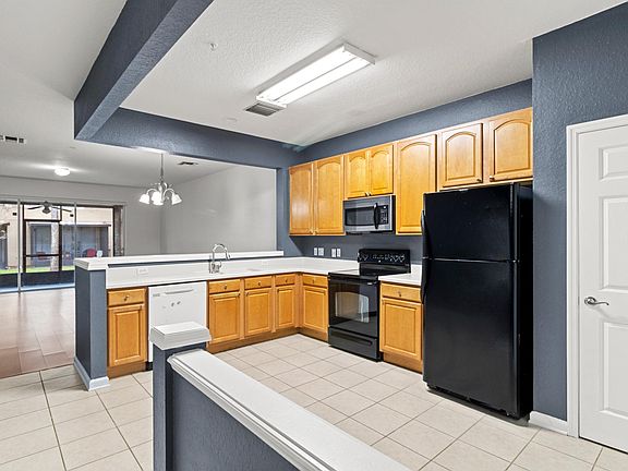 5th image of 2865 Polana St Unit 107