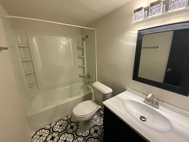 Anthony Street Condos — Photo 55