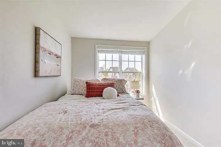 43213 Whelplehill Ter — Photo 34