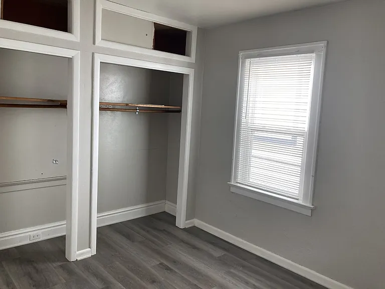 5374 Odell St — Photo 9