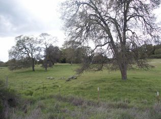 22318 W Hacienda Dr, Grass Valley, CA 95949