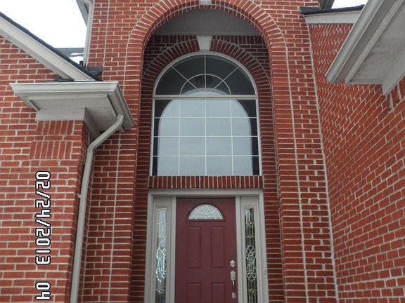 2nd image of 49152 Berkshire Dr