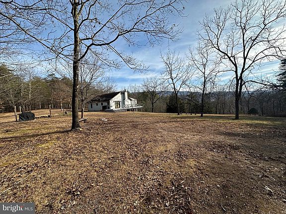 2nd image of 320 Cowgill Ln