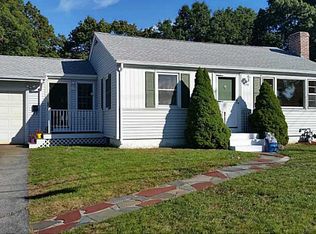 298 Fairfax Dr, Warwick, RI 02888