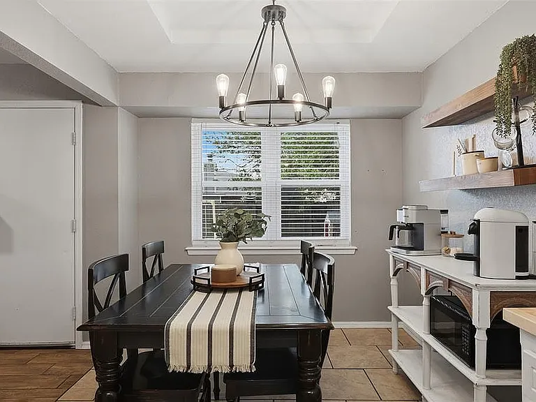 10316 Glascow Dr — Photo 10