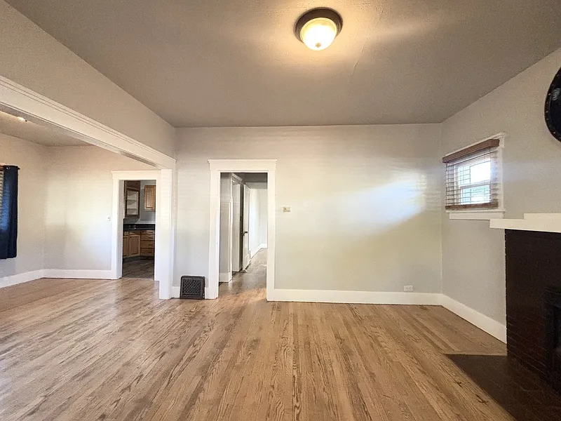 1 bed, 1.0 bath, 800 sqft, $1,250 — Photo 3