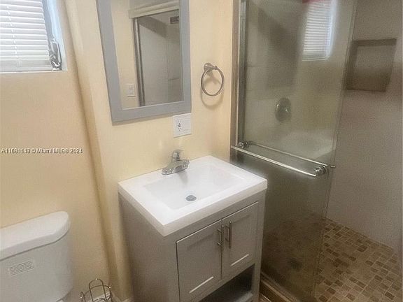 4th image of 1804 NW 7th Ave #1-3