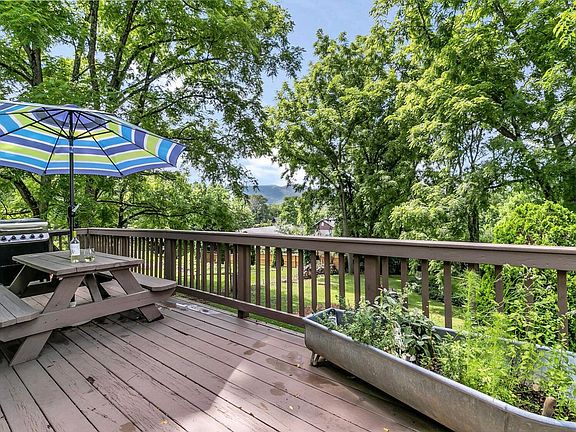 Enjoy fresh herbs from your back deck garden, or fire up the grill while enjoying the view!