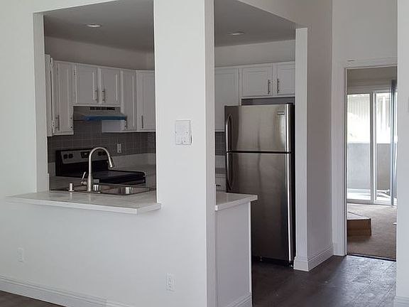2nd image of 4735 Bancroft St APT 6