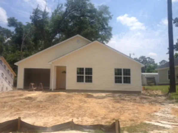 1302 Young St, Thomasville, GA 31792