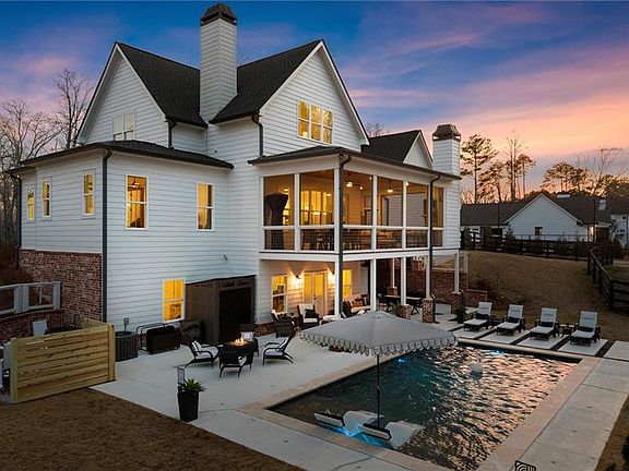 4th image of 1675 Hornage Rd