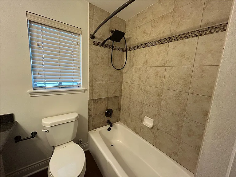 5612 Grover Ave #101 — Photo 14