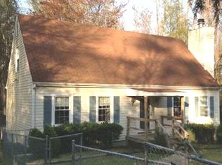 12515 S Chester Rd, Chester, VA 23831