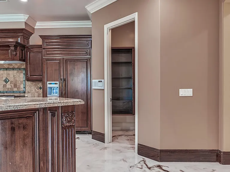 18675 Quail Hill Dr — Photo 50