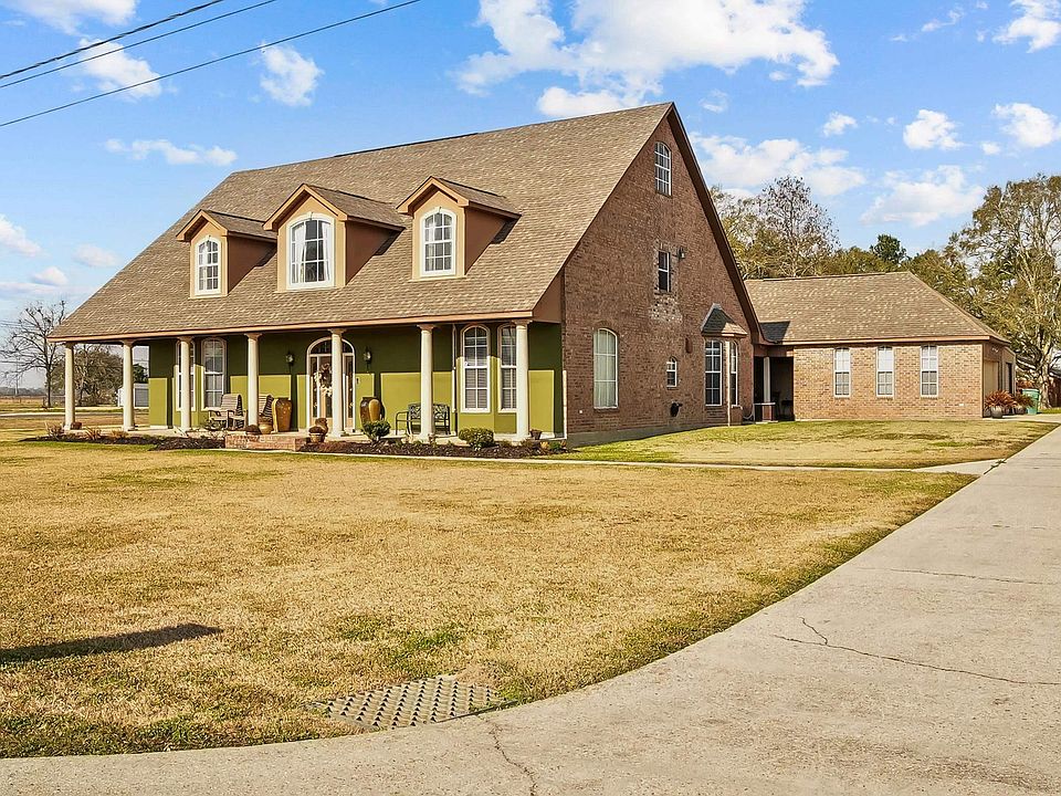 1st image of 59460 Sexton Dr