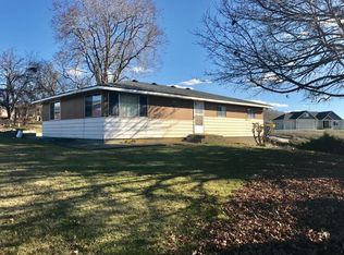 473 Konnowac Pass Rd, Moxee, WA 98936