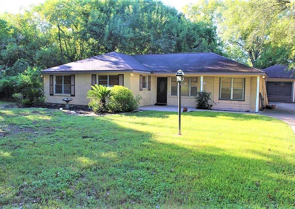 1st image of 12003 Foxburo Dr