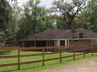 18302 River Oaks Rd, Damon, TX 77430