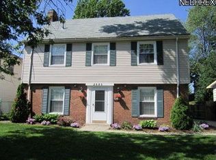 2980 Hampton Rd, Cleveland, OH 44120