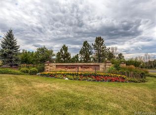 22058 E Ridge Trail Dr, Aurora, CO 80016