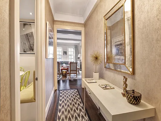 Sold by Sotheby's International Realty | media 22