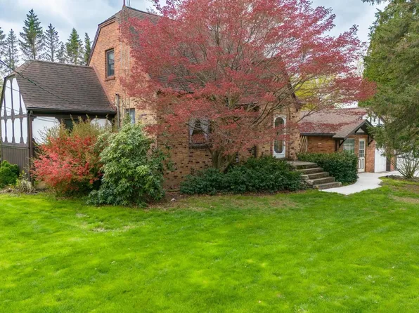 689 Meisner Rd, East China, MI 48054