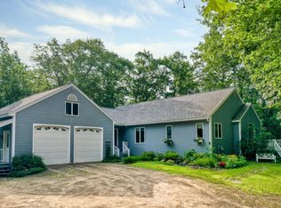 4 Swain Rd, Meredith, NH 03253