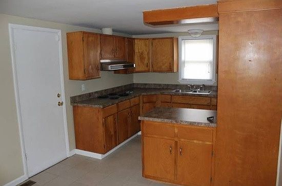 1st image of 4741 Charney Ave