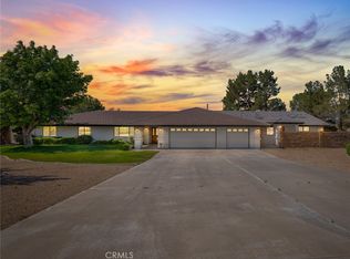 16450 Tao Rd, Apple Valley, CA 92307