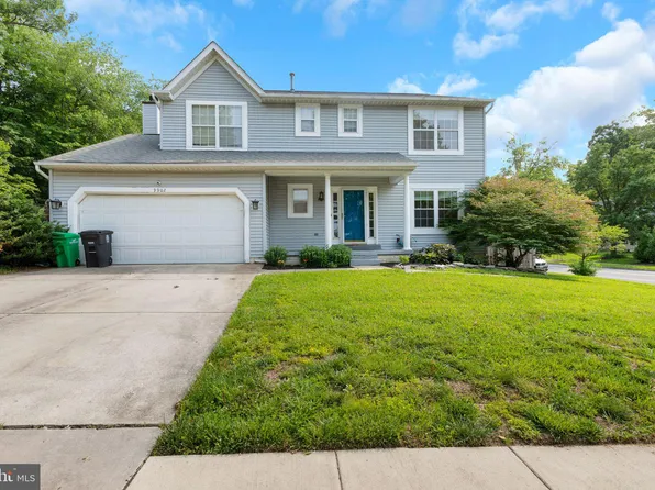 9902 Pitman Ave, Upper Marlboro, MD 20772