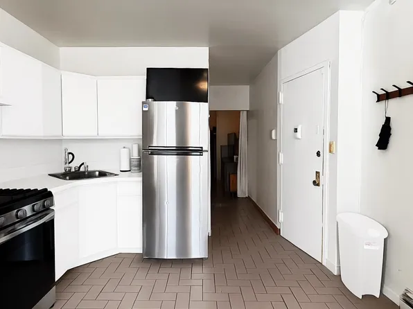 118 Saint Nicholas's Avenue image 1 of 10