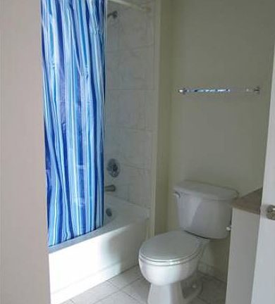 4th image of 3180 SW 22nd St APT 1003