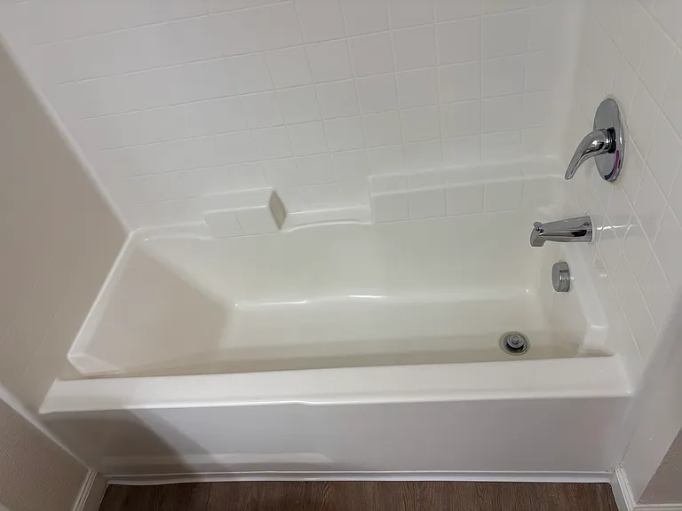 838 N Palm Ave #A-204 — Photo 11