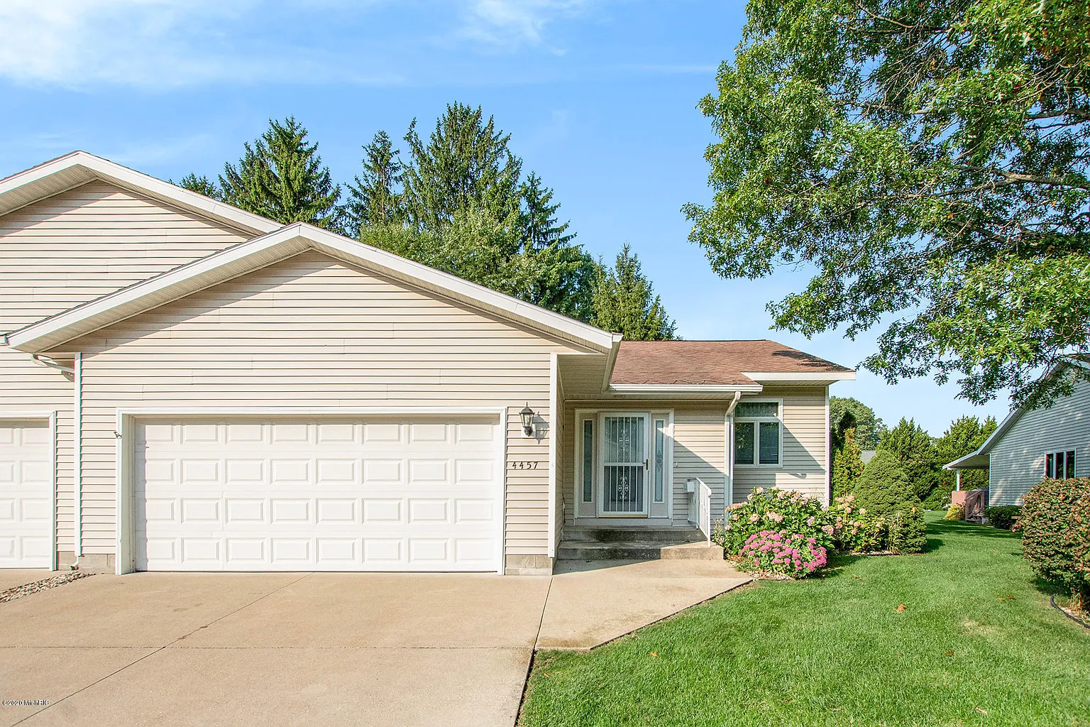 4457 Hickory Ln photo 1