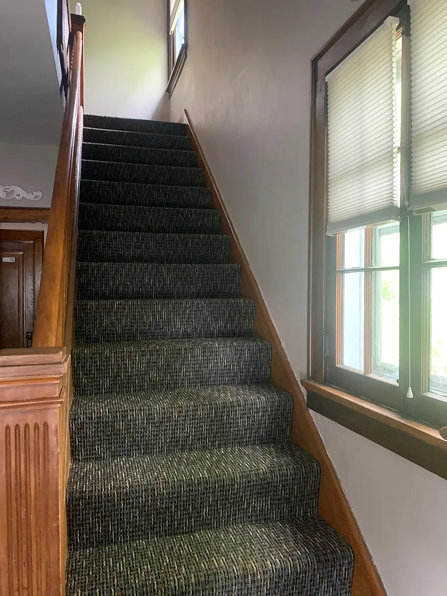 STAIRS TO UNIT - 2472 Fairview Ave #2