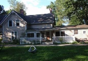 2nd image of 648 Leonard Pkwy