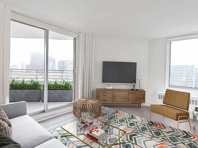 520 2nd Ave #18C — Photo 1