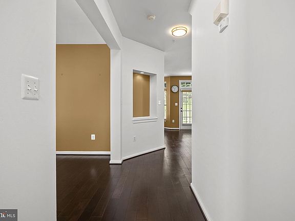5th image of 4304 Medallion Dr