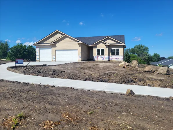 197 E Bridge Rd, Polk City, IA 50226