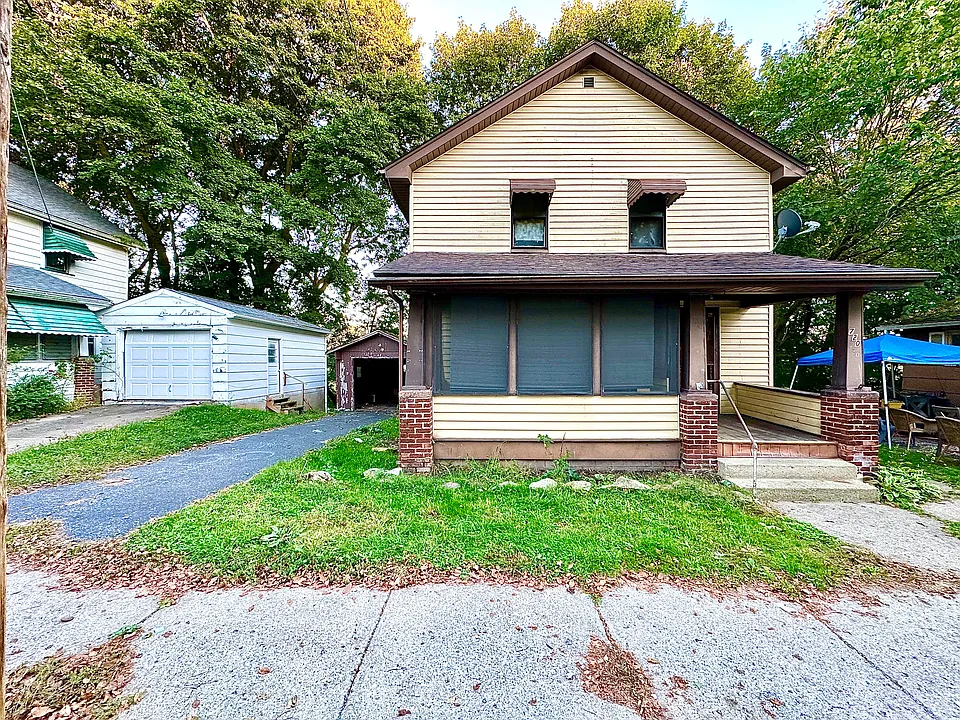 720 Neshannock Blvd